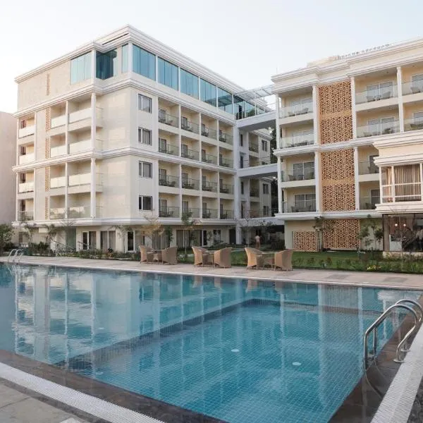 Antique Regency !! luxurious hotel in digha !!，位于迪卡的酒店