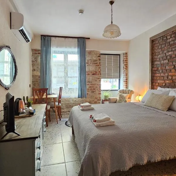 Origin Rooms Urla，位于乌尔拉的酒店