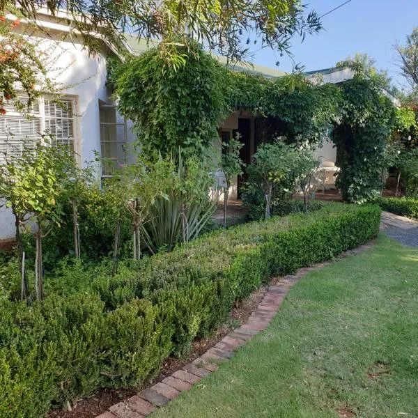 Springfontein Guesthouse，位于Springfontein的酒店