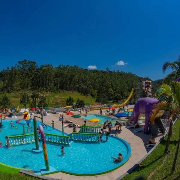 Vale Encantado - Eco Park & Hotel，位于比里蒂巴-米里姆的酒店