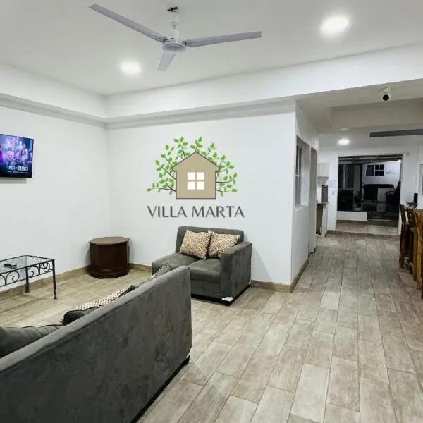 Hostal Villa Marta，位于圣安娜的酒店