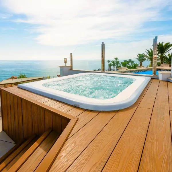 HC Calahonda Beach Nerja，位于内尔哈的酒店