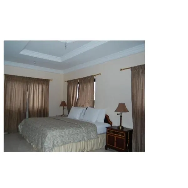 HOTEL ADONAI，位于Ogba的酒店