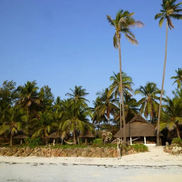 天堂海滩简易别墅，位于Kibigija的酒店