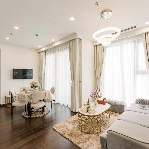 Rosee House - Masteri West Heights ,Vinhomes Smart City，位于Nam Tu Liem的酒店