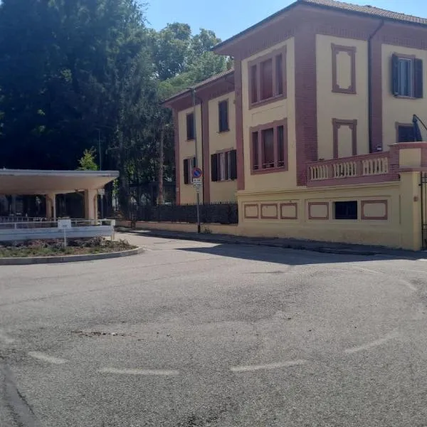 Edoardoapartments，位于Collobiano的酒店