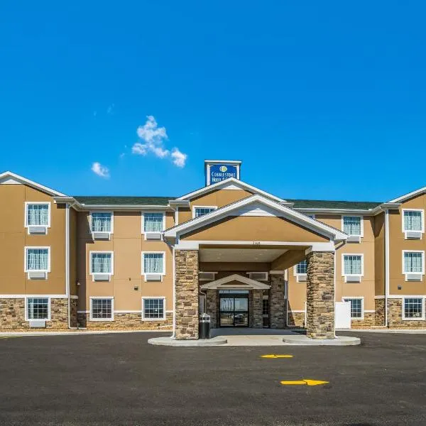 Cobblestone Hotel & Suites Denmark - Green Bay，位于Denmark的酒店