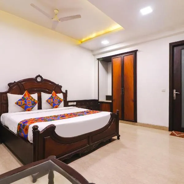 FabHotel Prime Zewarat Inn，位于新德里的酒店