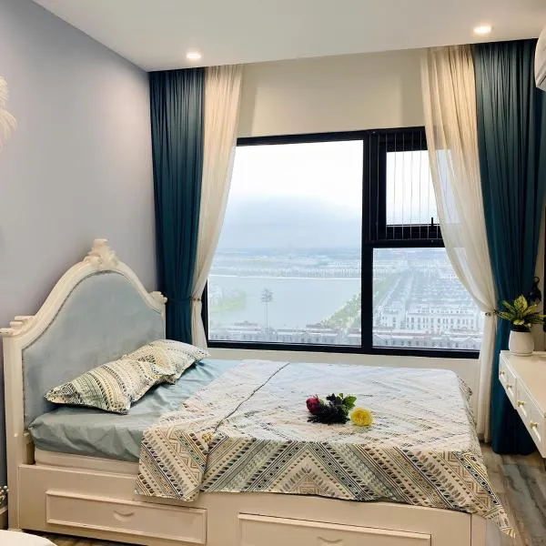 Homestay Vinhome Ocean Park - Pearl house S108，位于Hòa Bình的酒店