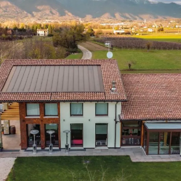 Agriturismo Le Valli，位于卡瓦索德图巴的酒店