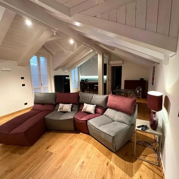 Piol42 - Affitti Brevi Italia，位于里沃利的酒店