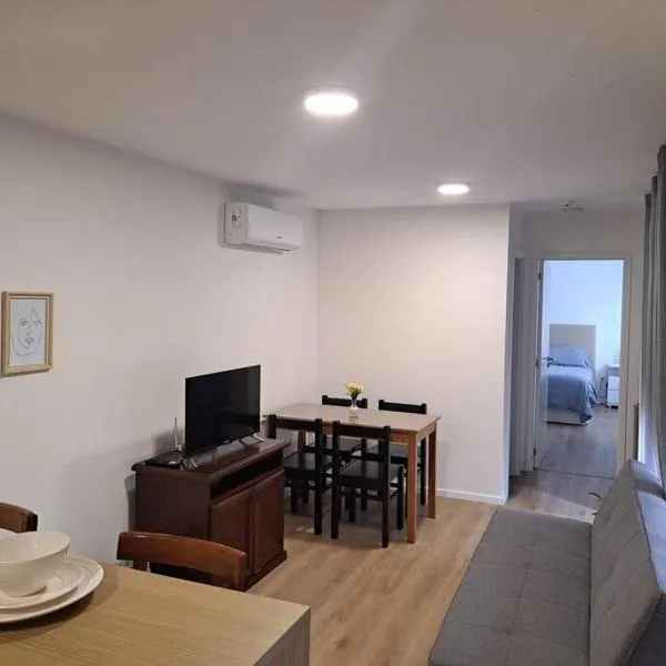 Nuevo, apartamento completo, opción parking, en Cordón Soho，位于Pajas Blancas的酒店