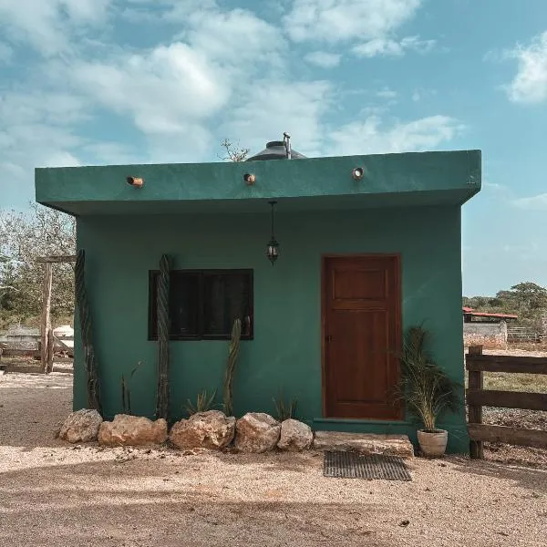 Casitas at Rancho Kuxtal，位于Kikil的酒店