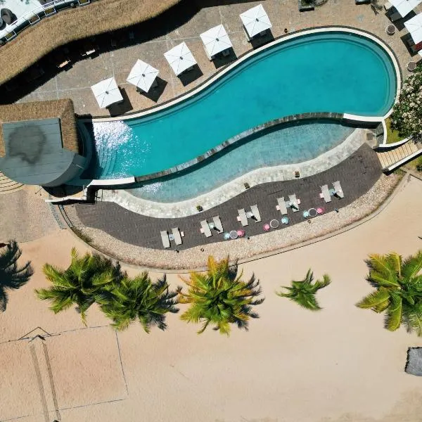 棕榈滩度假村及Spa，位于Ambondrona的酒店
