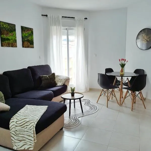 Cozy apartment in Castalla，位于Torrosella的酒店