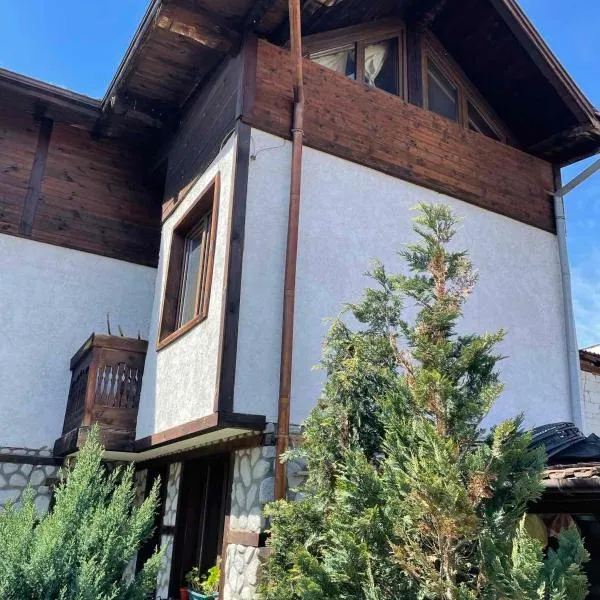 Chalet Kalaidjievi，位于Банско ул п Яворов 4的酒店