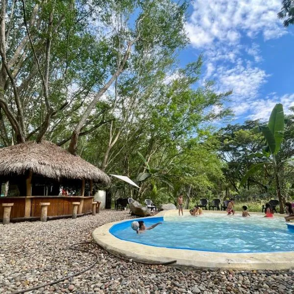 ECOCAMPING JACAMAR，位于Utica的酒店