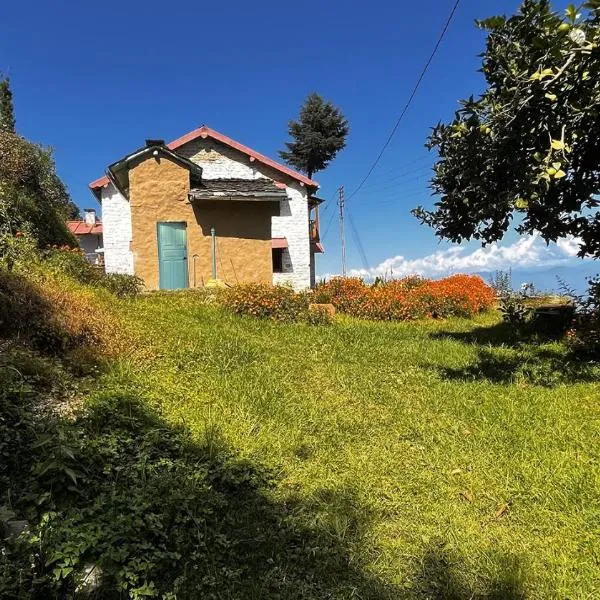 Adara Farmstay，位于Pauri的酒店