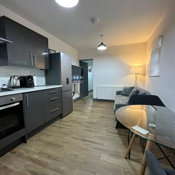 Modern 2 Bed Flat In Derby City，位于Turnditch的酒店