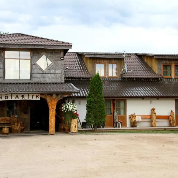 Uhtjärve Ürgoru Nõiariik，位于Antsla的酒店