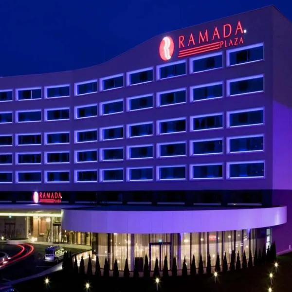 克拉约瓦华美达酒店，位于克拉约瓦的酒店