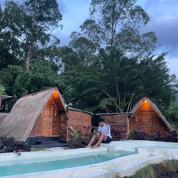 Triangular house and hot spring，位于库布盼洛坎的酒店