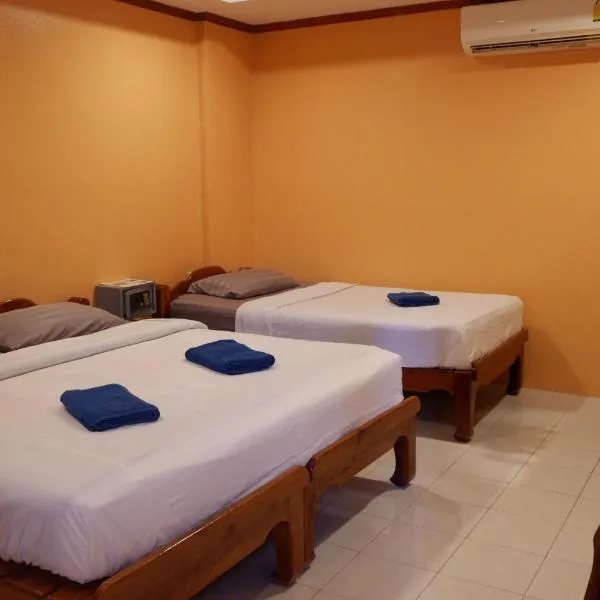 Goldbeach guesthouse，位于象岛的酒店