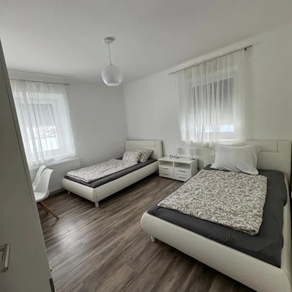 Apartment Vlora-Naturblick，位于菲拉赫的酒店