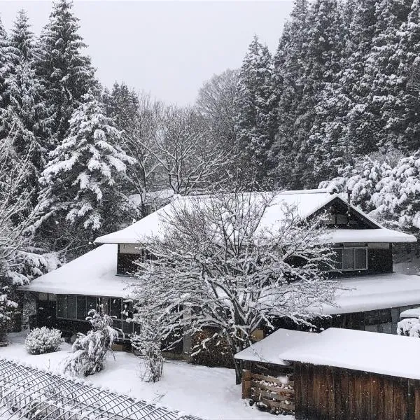 KOMINKA guest house，位于大町市的酒店
