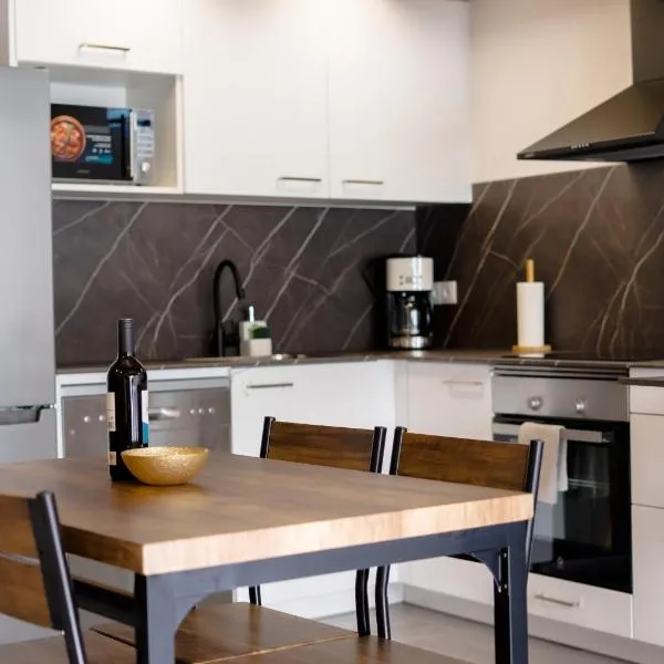 Casa Luna Rural Con Piscina y Jardín，位于奥伦塞的酒店