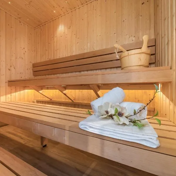 Romantic getaway UK with Private Sauna, King Bed, WiFi 517mbps & EV Charger，位于阿斯科特的酒店