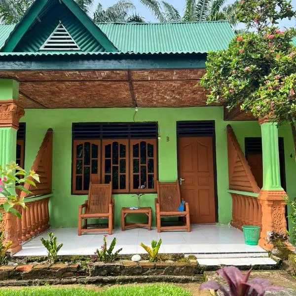 Wisma Batu Mandi and offers jungle tours，位于Tangkahan的酒店