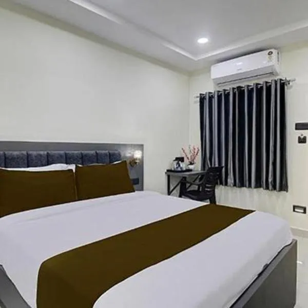 Hotel O EMBASSYINN，位于Kondapur的酒店