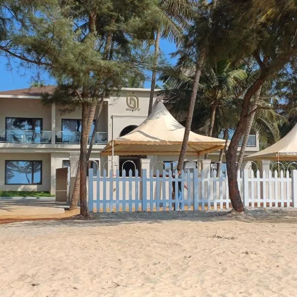 Nautical 9 Beach Retreat，位于Chittadi的酒店