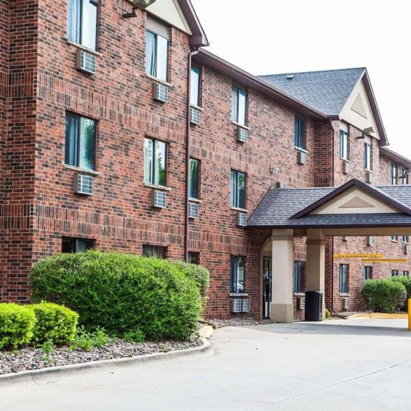 Quality Inn & Suites Ankeny-Des Moines，位于安克尼的酒店