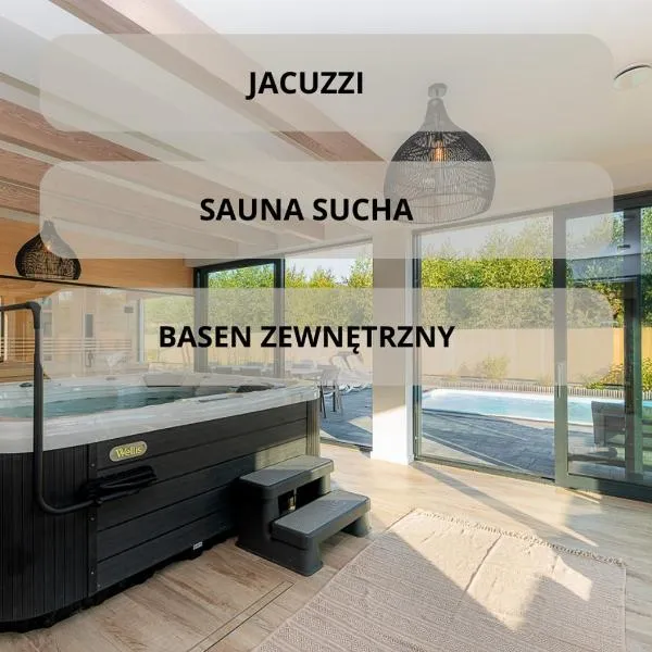 Mielnovo - dom z basenem, sauną i jacuzzi，位于萨比诺瓦的酒店