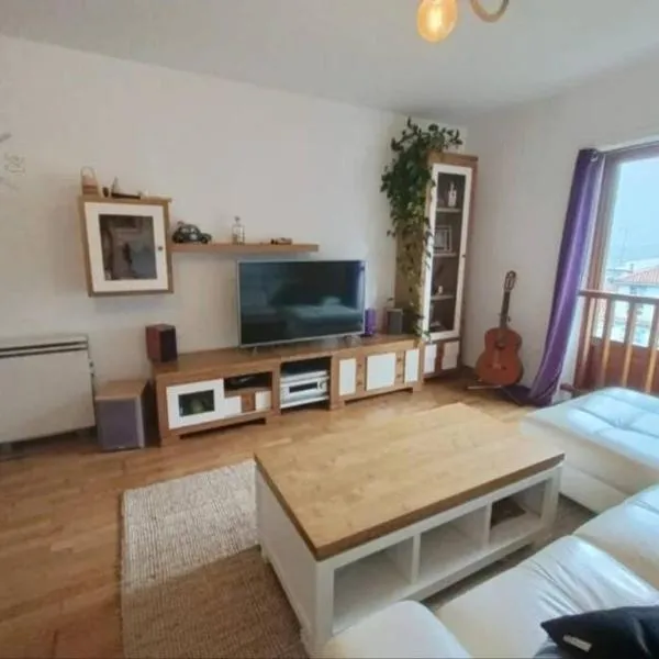 O Picho: apartamento céntrico.,位于蓬特德乌梅的酒店