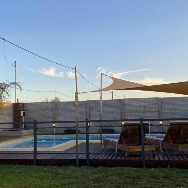 Quinta Los Pinos Paraná，位于巴拉那的酒店