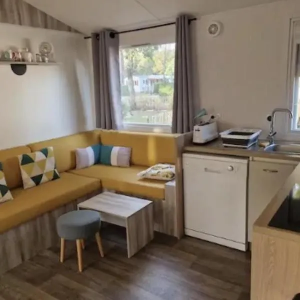 MOBIL-HOME 3 CHAMBRES LA TESTE DE BUCH，位于拉特斯特德布赫的酒店