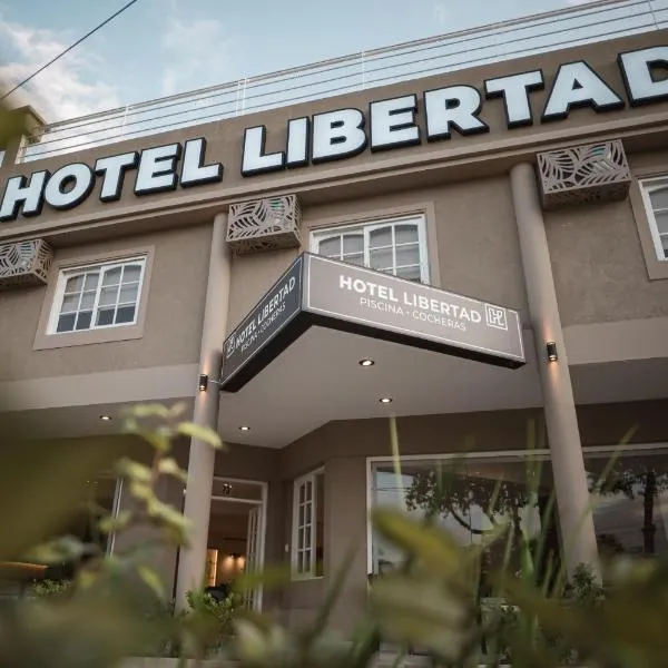 Hotel Libertad，位于克鲁兹镇的酒店