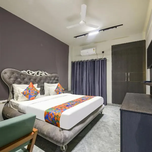 FabHotel Naina Residency，位于Rāiwāla的酒店