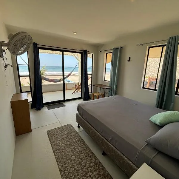 Stella Mar Oceanfront Hotel，位于Playa Santana的酒店