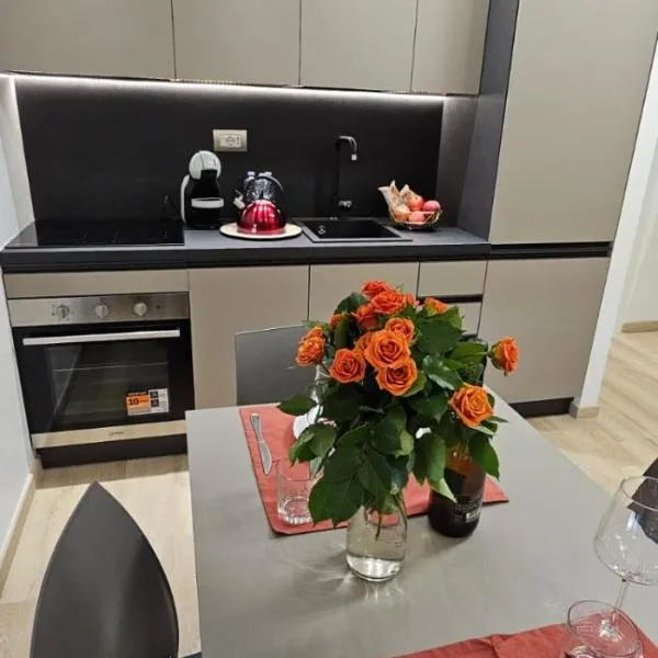 Happy Holiday Apartament Quartu Sant’Elena，位于夸尔图-圣埃莱娜的酒店