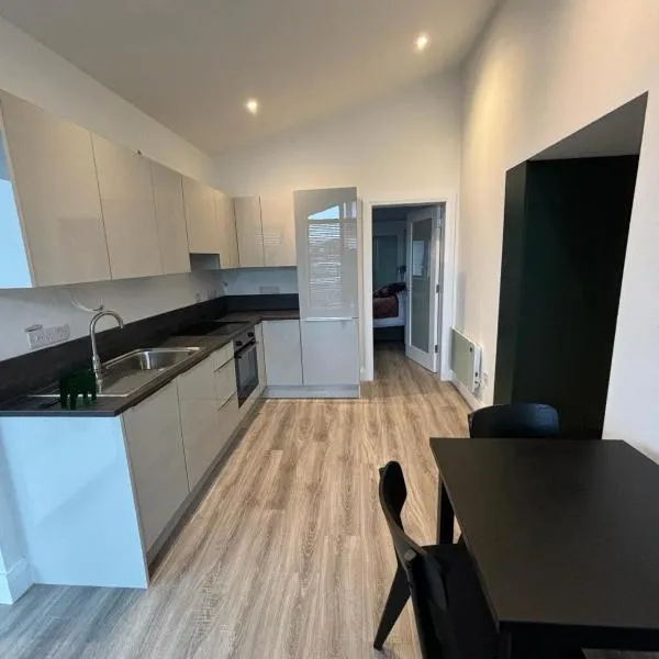 Clifden Lodge 1 Bedroom Apt，位于Ballybrack的酒店