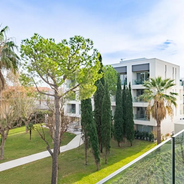 Marina Gardens Boutique&Suites，位于滨海弗兰卡维拉的酒店