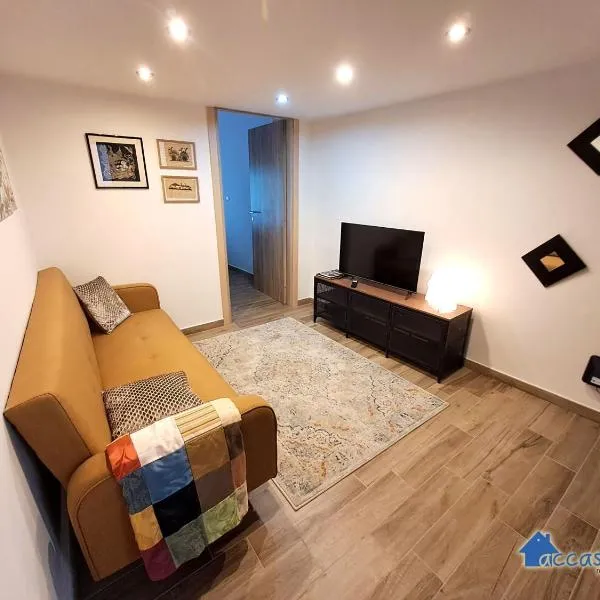 Accasamia Neapolitan Apartments,位于那不勒斯的酒店