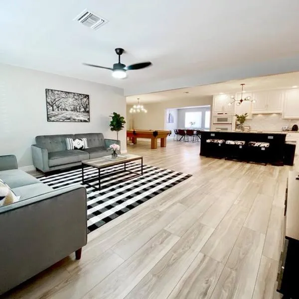 South Scottsdale remodeled beauty，位于斯科茨的酒店