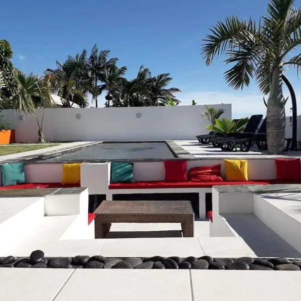 Villa l'îlot du sud avec piscine，位于圣路易斯的酒店