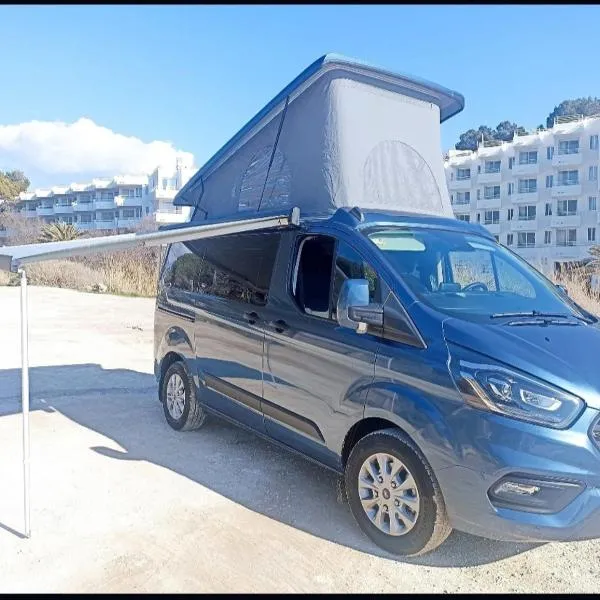Ford Transit Custom Camper，位于马略卡岛帕尔马的酒店
