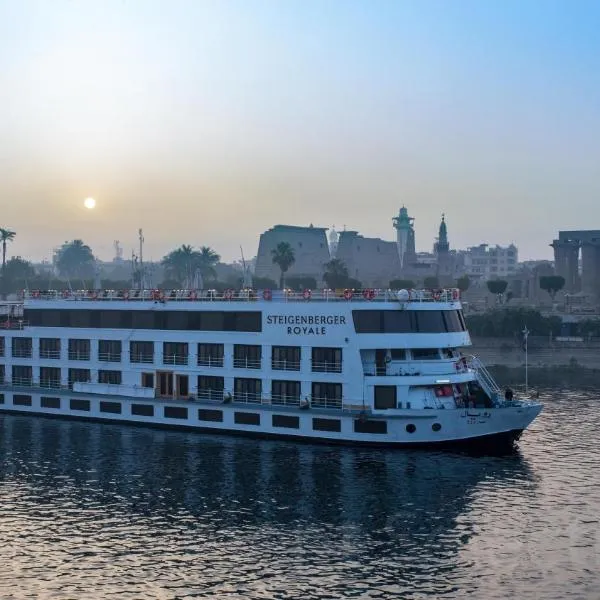 Steigenberger Royale Nile Cruise - Every Thursday from Luxor for 07 & 04 Nights - Every Monday From Aswan for 03 Nights，位于阿斯旺的酒店